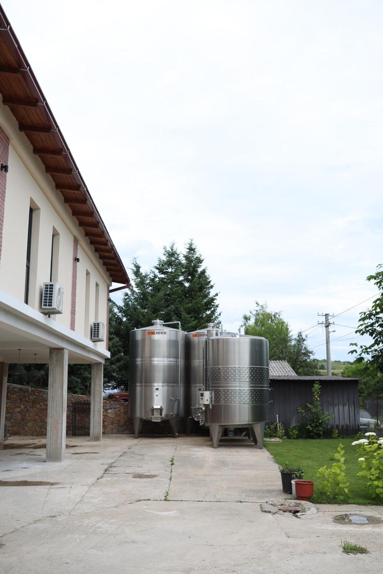 KOKINO Winery&Hotel Kumanovo Exterior foto